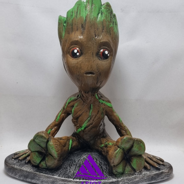 Groot sentado