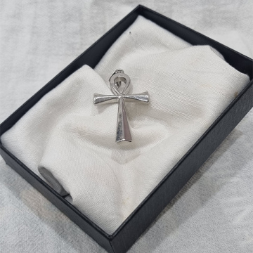 Ankh Plateada